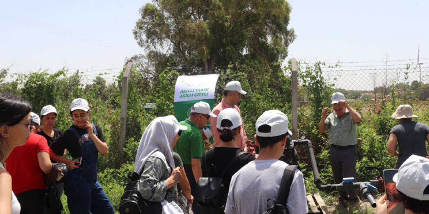 Üreticilerimiz Söke'de Basınçlı Sulama Sistemlerini Yerinde İnceledi